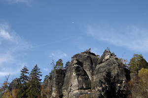 Boofen und Feuer machen im Elbsandsteingebirge Boofen und Feuer machen im Elbsandsteingebirge
